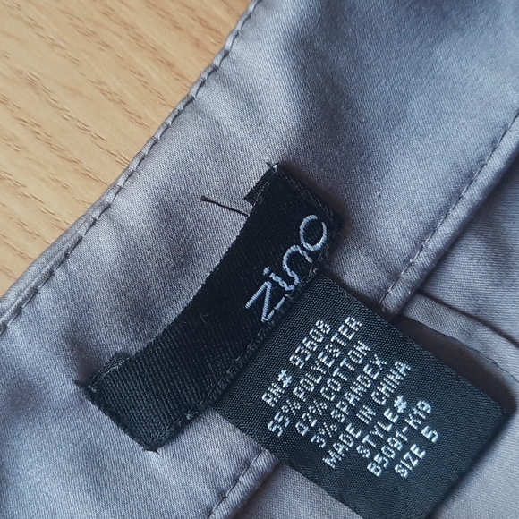 Skirt - Picture 2 of 8